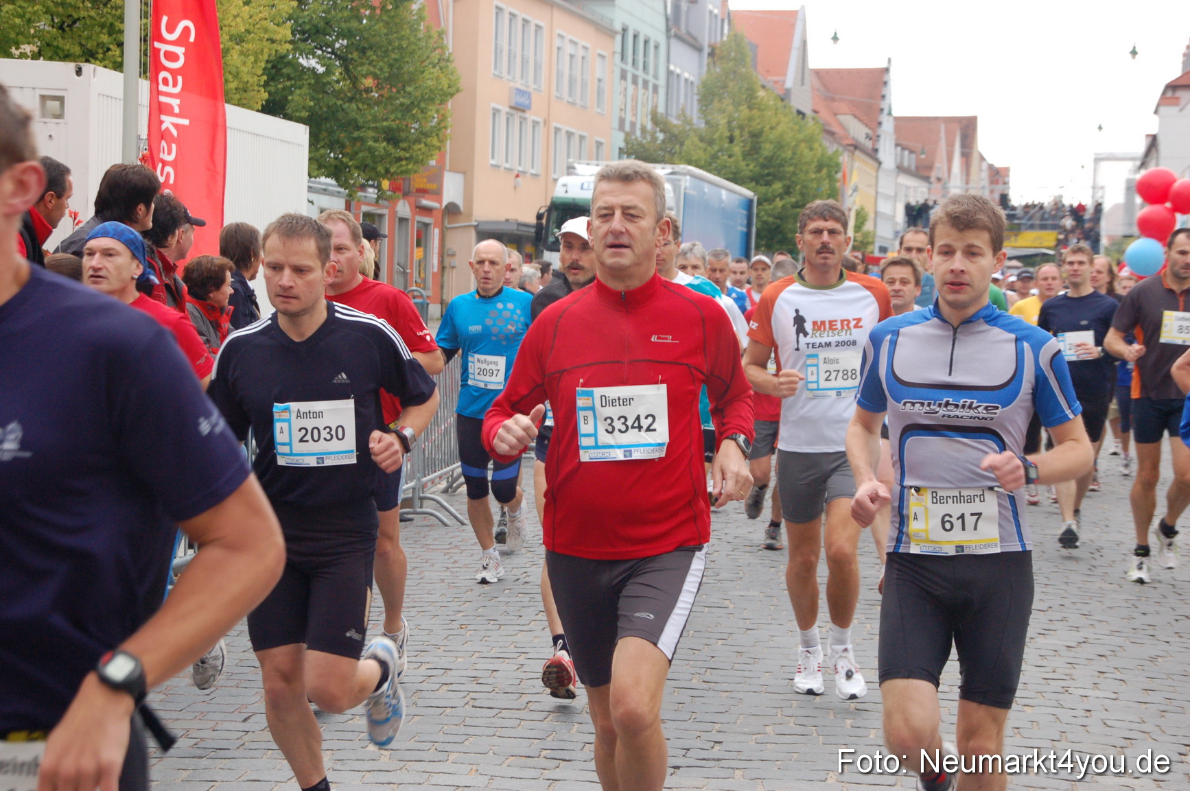 0032 Unterer Markt Neumarkt 2008